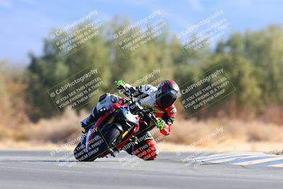 media/Jan-08-2022-SoCal Trackdays (Sat) [[1ec2777125]]/Turn 7 (1035am)/